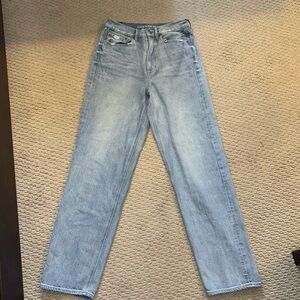 American Eagle Baggy Fit Women’s Jeans